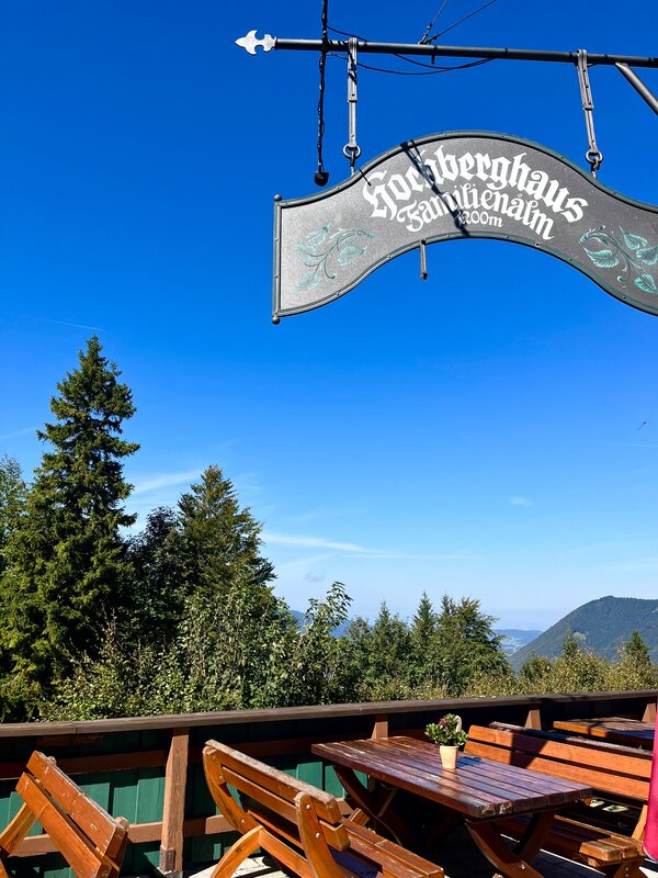 Ausblick in die Landschaft vom Hochberghaus | © FH Kufstein Tirol