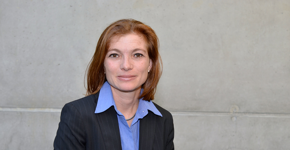 Prof. (FH) Dr. Claudia Van der Vorst