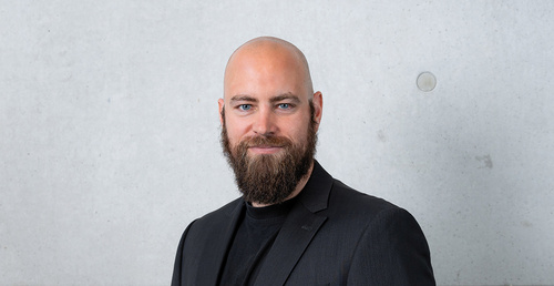 Martin Schafferer - Wissenschaftlicher Mitarbeiter Wirtschaftsingenieurwesen, Smart Products & Solutions / Smart Products & AI-driven Development | © FH Kufstein Tirol Martin Schafferer, Wissenschaftlicher Mitarbeiter Wirtschaftsingenieurwesen, Smart Products & Solutions / Smart Products & AI-driven Development | © FH Kufstein Tirol
