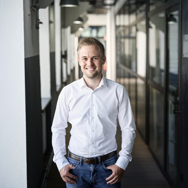 Stefan Schiessl - Absolvent im Bachelorstudiengang Facility Management & Immobilienwirtschaft | © FH Kufstein Tirol Stefan Schiessl, Absolvent im Bachelorstudiengang Facility Management & Immobilienwirtschaft | © FH Kufstein Tirol