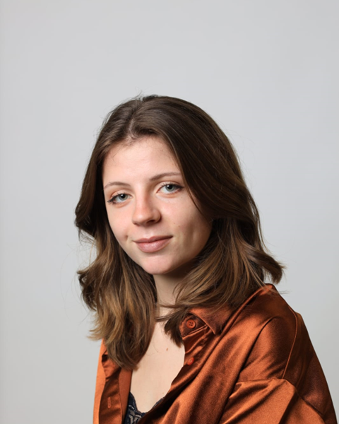 Eva-Fatimah Mitterlehner - Studierende im Bachelorstudiengang Facility Management & Immobilienwirtschaft | © FH Kufstein Tirol Eva-Fatimah Mitterlehner, Studierende im Bachelorstudiengang Facility Management & Immobilienwirtschaft | © FH Kufstein Tirol