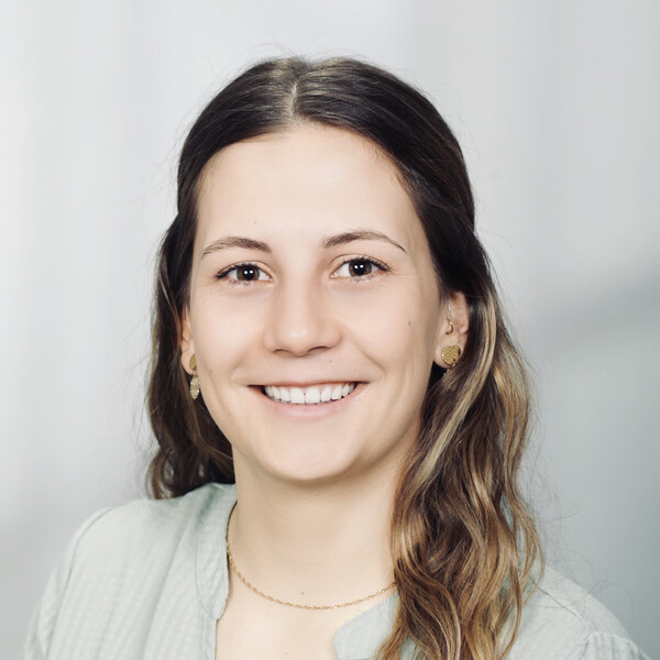 Margit Heiland - Studentin im Bachelorstudiengang Internationale Wirtschaft & Management | © FH Kufstein Tirol Margit Heiland, Studentin im Bachelorstudiengang Internationale Wirtschaft & Management | © FH Kufstein Tirol