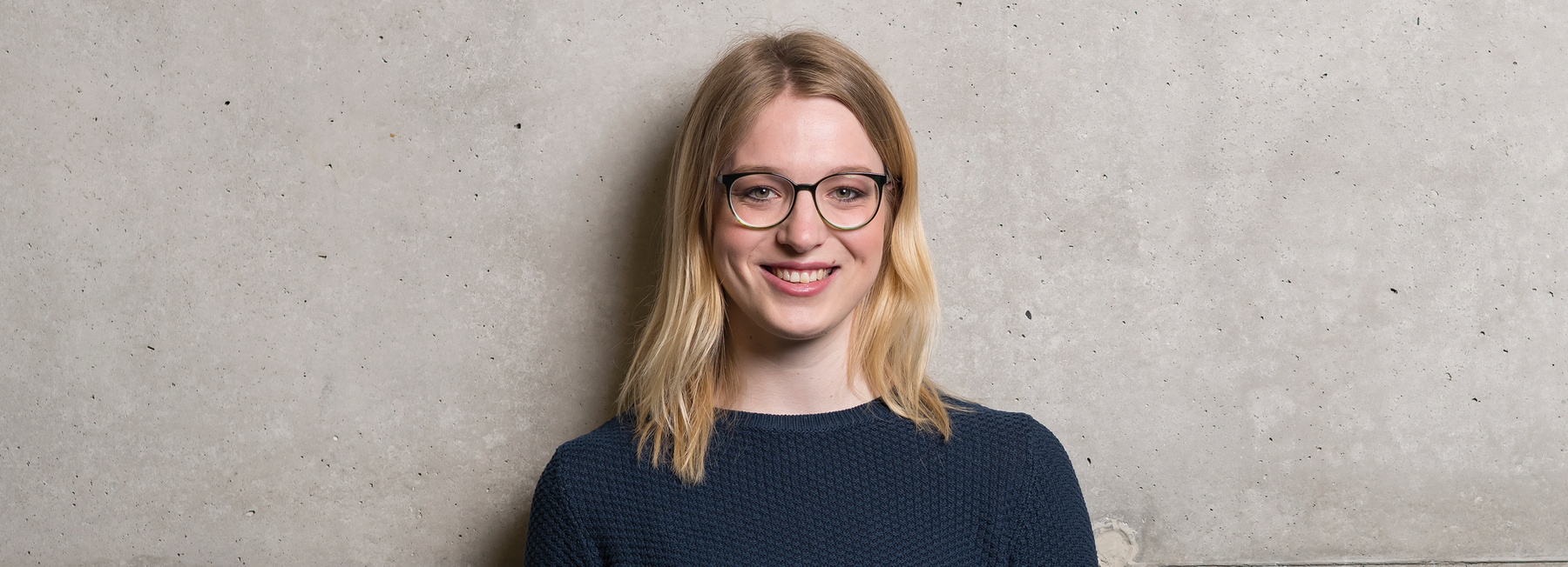 Studentin FH Kufstein Tirol - Header Bachelorstudiengang Energy & Sustainability Management - Vollzeit Studentin FH Kufstein Tirol, Header Bachelorstudiengang Energy & Sustainability Management, Vollzeit